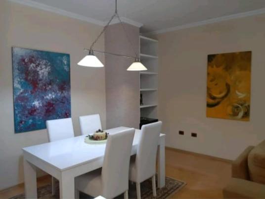 Erina Luxury Apartment Tirana Bagian luar foto