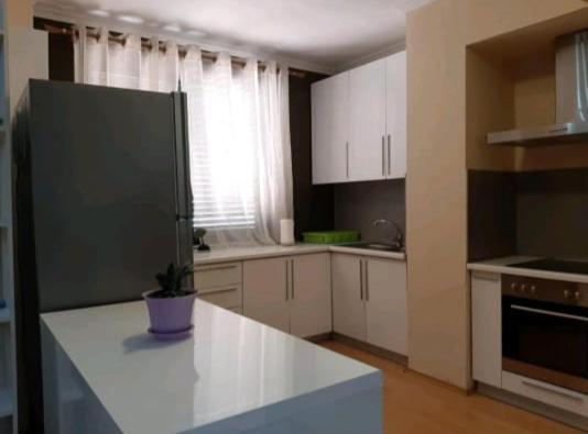 Erina Luxury Apartment Tirana Bagian luar foto